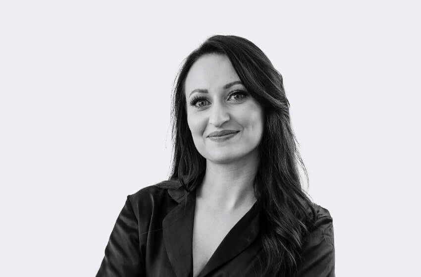 Abi O Brien - Consultant