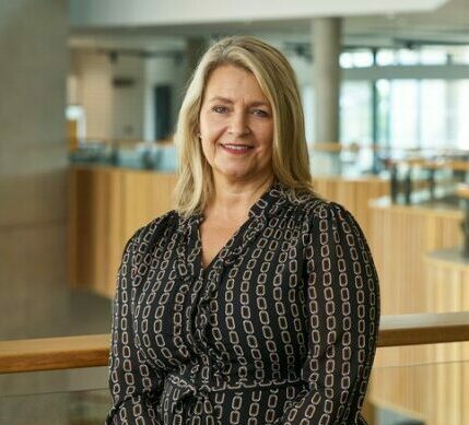  Professor Alison Honour